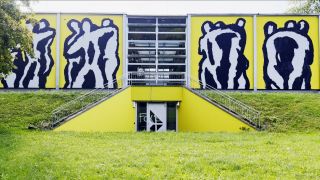 Vorschaubild_Mural Gesamtschule Gartenstadt - Sporthalle Wand 1_Broken Fingaz